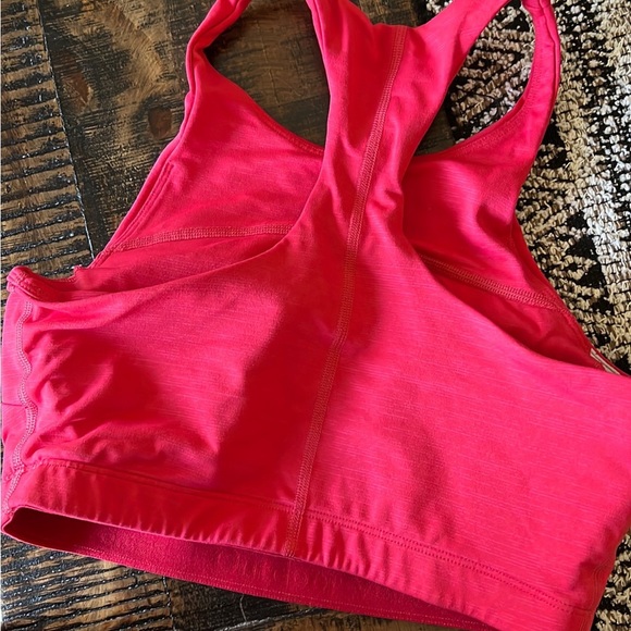 Outdoor Voices Techsweat Sports Bra - Picture 3 of 3